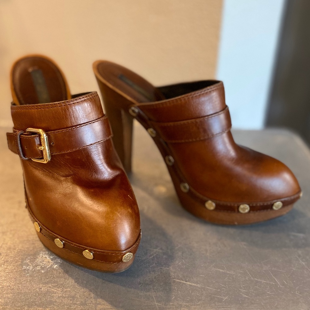 Louis Vuitton Leather Clogs - Picture 6 of 16